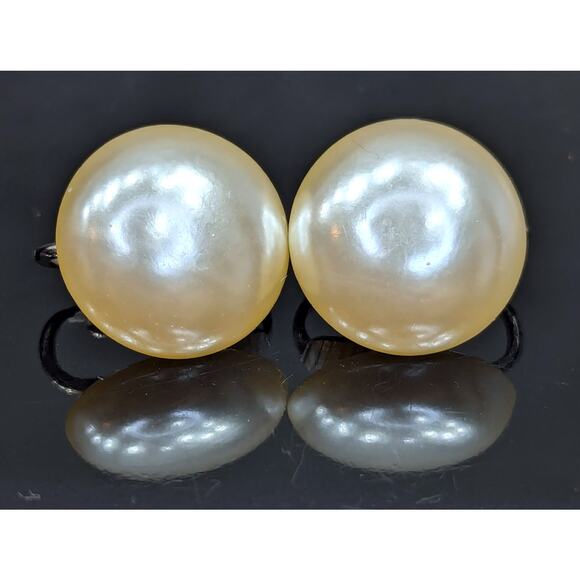 Earrings, Clip-on, Faux Pearl Dots, UV Reactive Glow - Picture 1 of 4